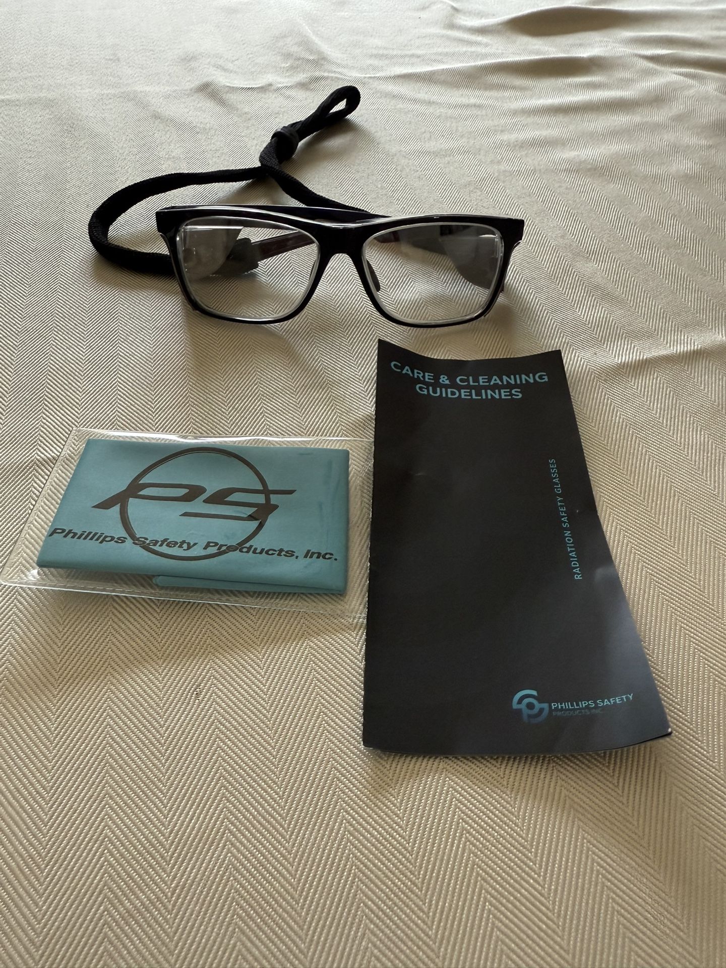 Phillips X-ray Safety Radiation Protection LEAD Glasses RG-50SS PS