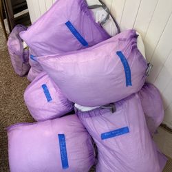 Free Pillows, Pillow Covers, Duvet Inserts, Bedsheets 