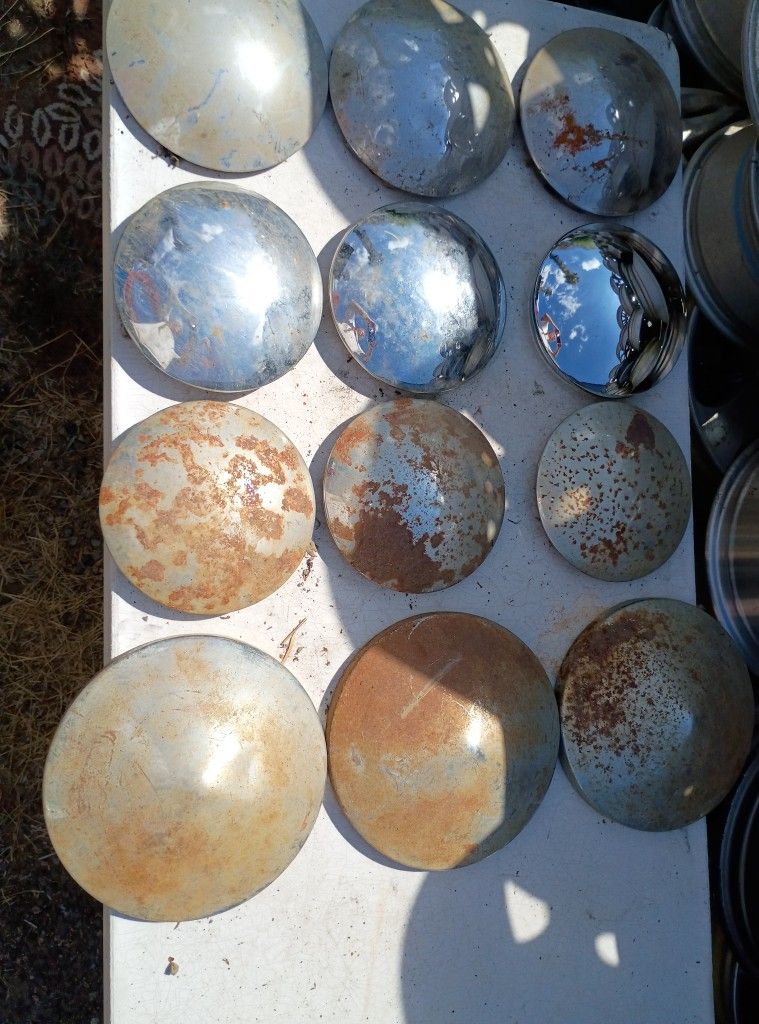 Moon Caps