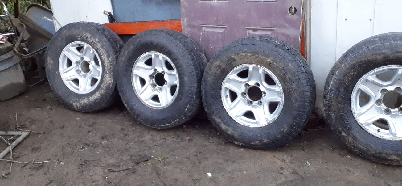 4Runner rims and tires ready to go