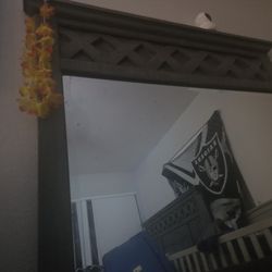 Bed Room Set Queen Size