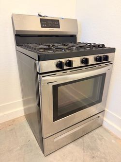 Frigidaire Gas Range