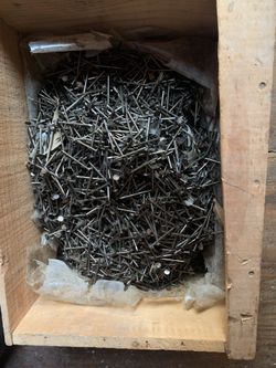 Caja De Clavos Galvanizados De 1/2 A 2 Pulgadas