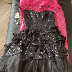 Betsey Johnson Cocktail Dress Size 6
