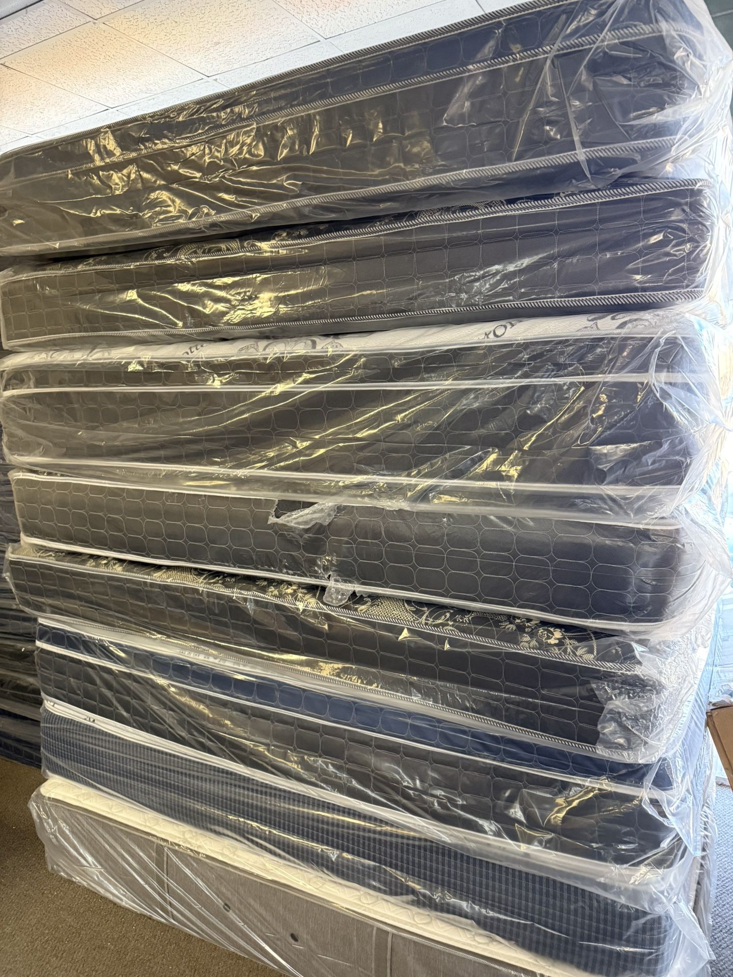 8” QUEEN MATTRESS $99