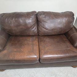 Leather sofa 