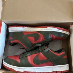 Nike Dunk Low Retro BTTYS Mystic Red/Cargo Khaki Rouge Mystique/Mens Size 13