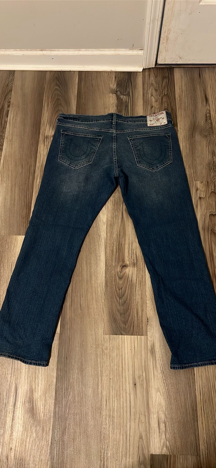 MENS TRUE RELIGION JEANS SIZE 36