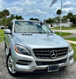 2014 Mercedes-Benz ML350 Bluetec AWD Diesel – Clean Title