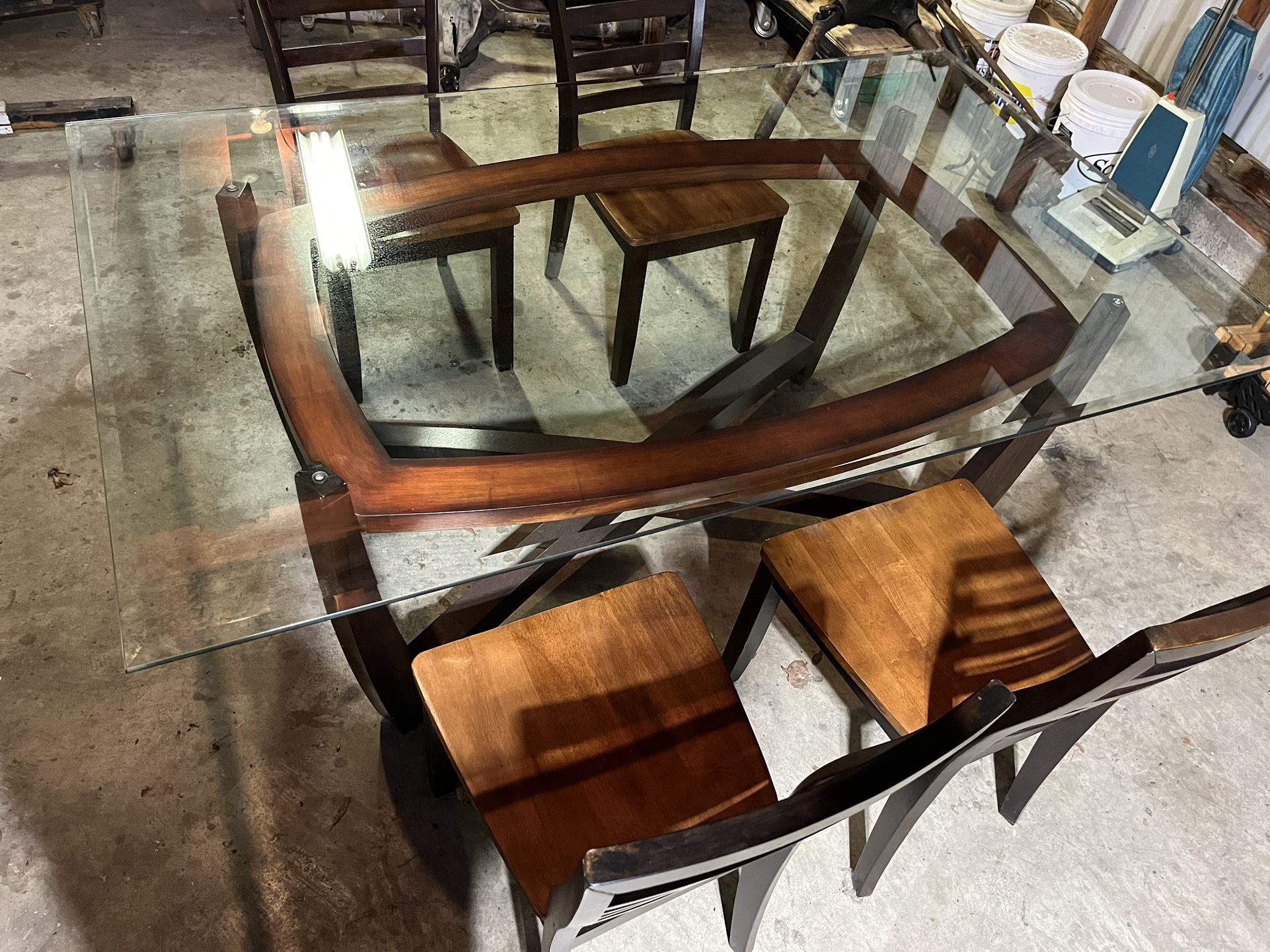 Kitchen Table With 4 Chairs 