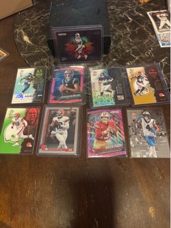 Mixed sports card lot