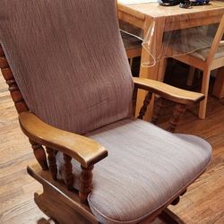 MADE IN USA - SOLID WOOD SLIDER ROCKER - 1994 TEXAS