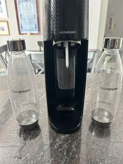 SodaStream Machine  With 2 Bottles And Gas Canister