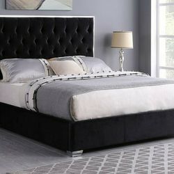 Rose Black King Platform Bed

