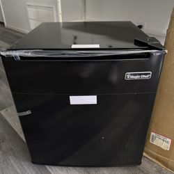 Magic Chef 1.7 Cu. Ft. Mini All-Refrigerator in Black