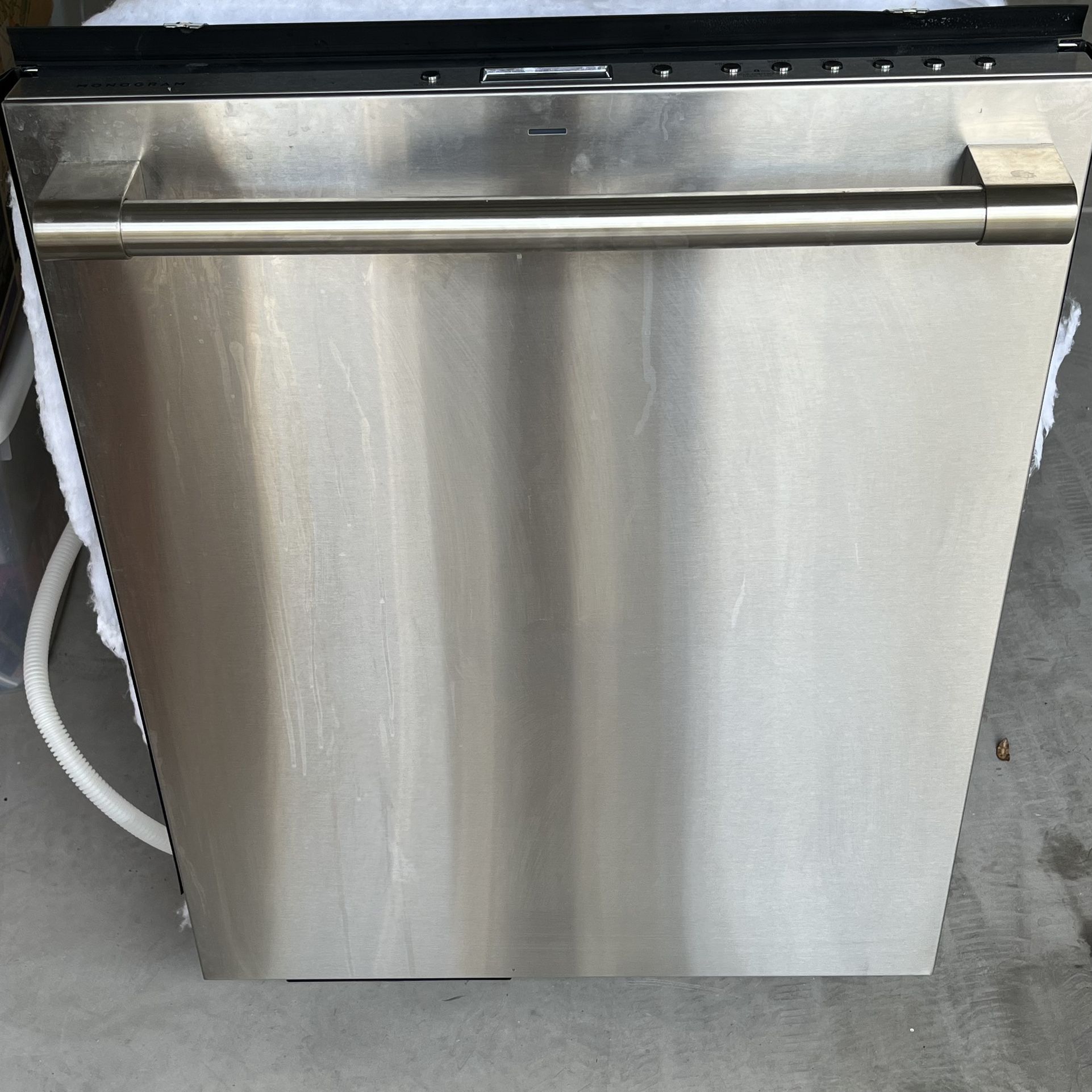 GE Monogram Stainless Steel Dishwasher
