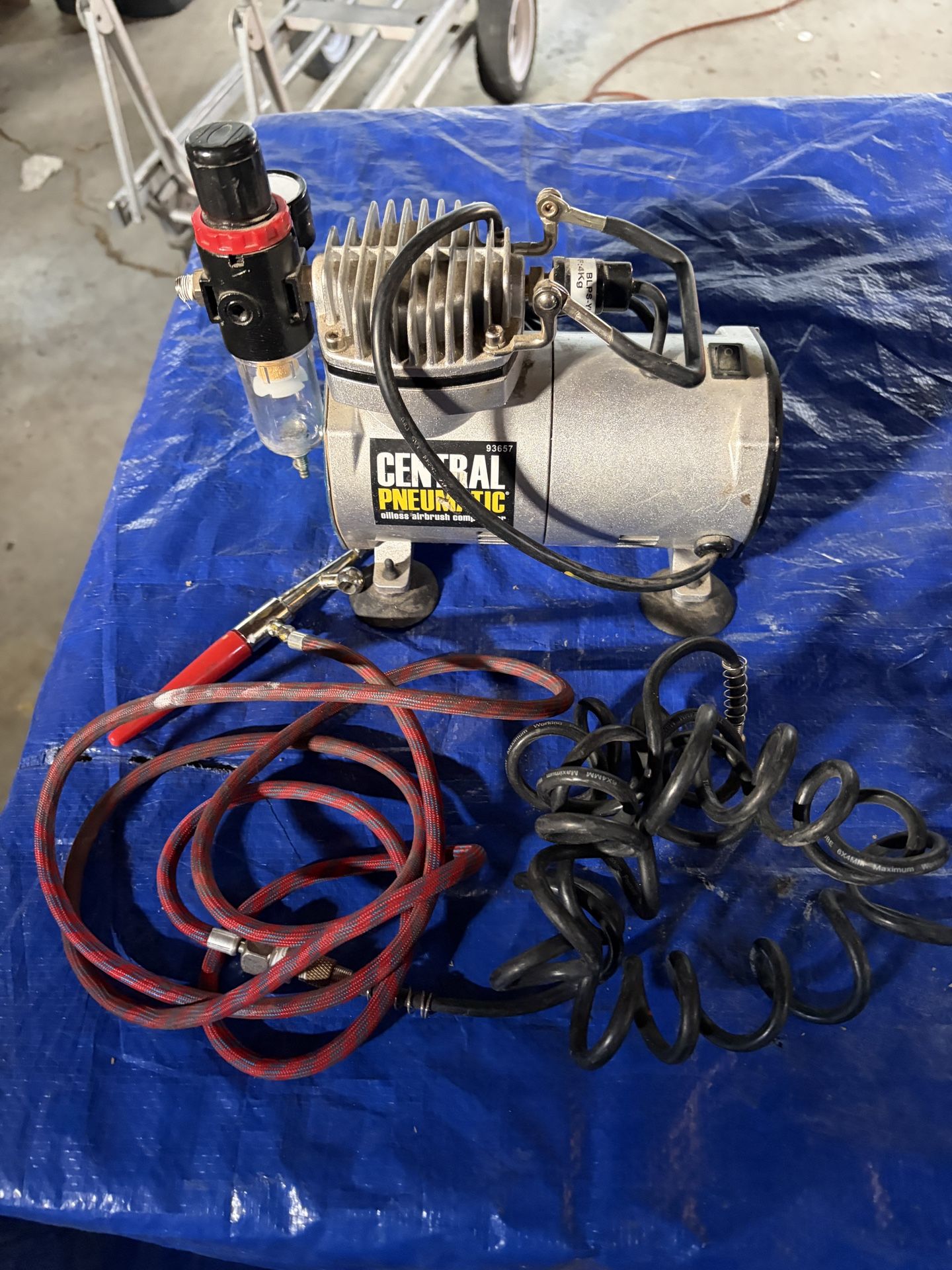 Air Brush Compressor Central Pneumatic