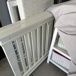 Crib And Changing Table 