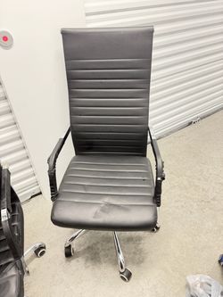 Nail tech chairs