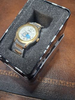 Vintage Disney Seiko SII Eeyore watch