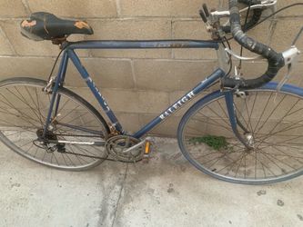 OLD RALEIGH BIKE