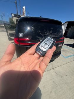 Llaves de autos / car keys and remotes