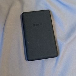Mophie Magnetic Wireless Power Bank