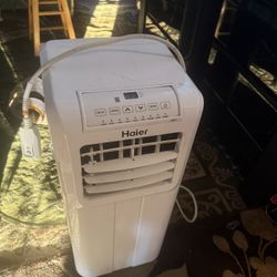 Portable AC unit no attachments 
