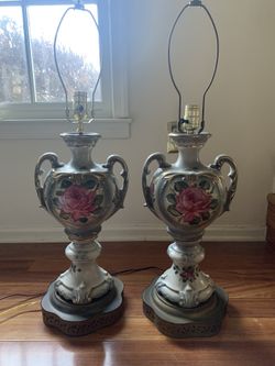 2 Vintage French Victorian Urn Table Lamps