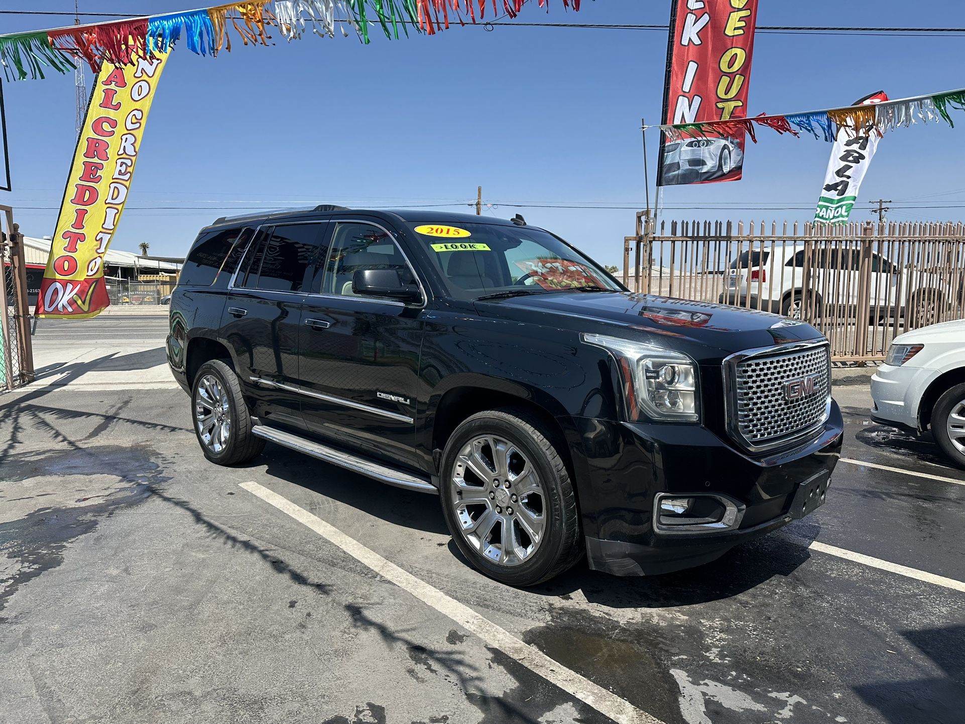 2015 GMC Yukon DENALI