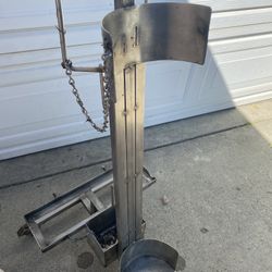 WELDING TROLLI CART STAINLESS STEEL  OR ALUMINUM  NOT SURE LIGHT HEAVY DUTY $100 firm
