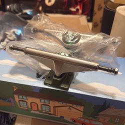 Venture Team Legion Pro 5.8 Skate Truck 