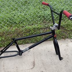 FIT BIKE CO STR 20.5" BIKE GLOSS BLACK 2021