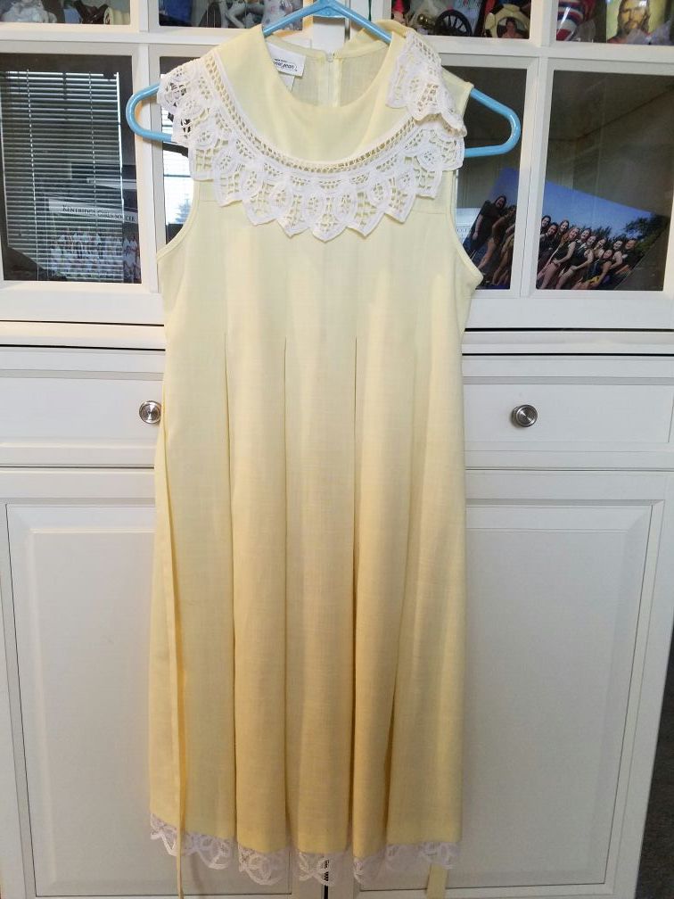 Girls size 12 dress high quality