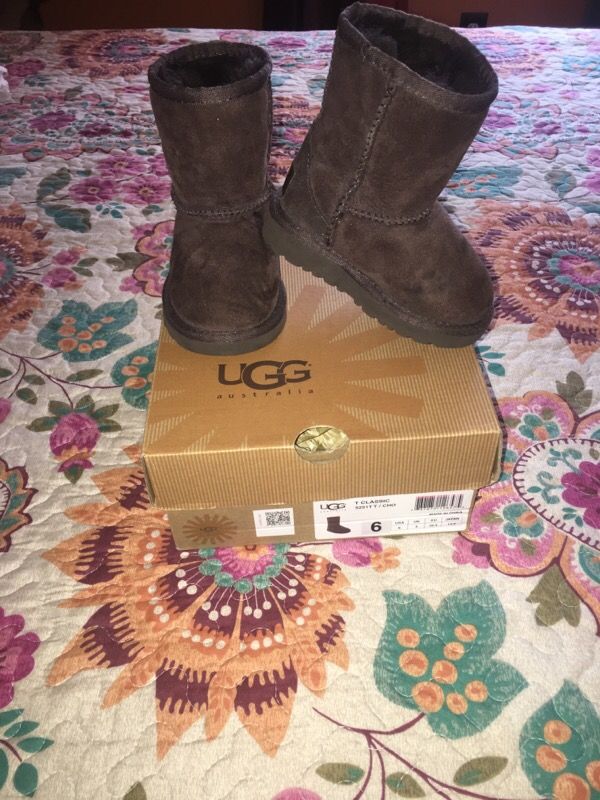 Ugg boots for toddler girl