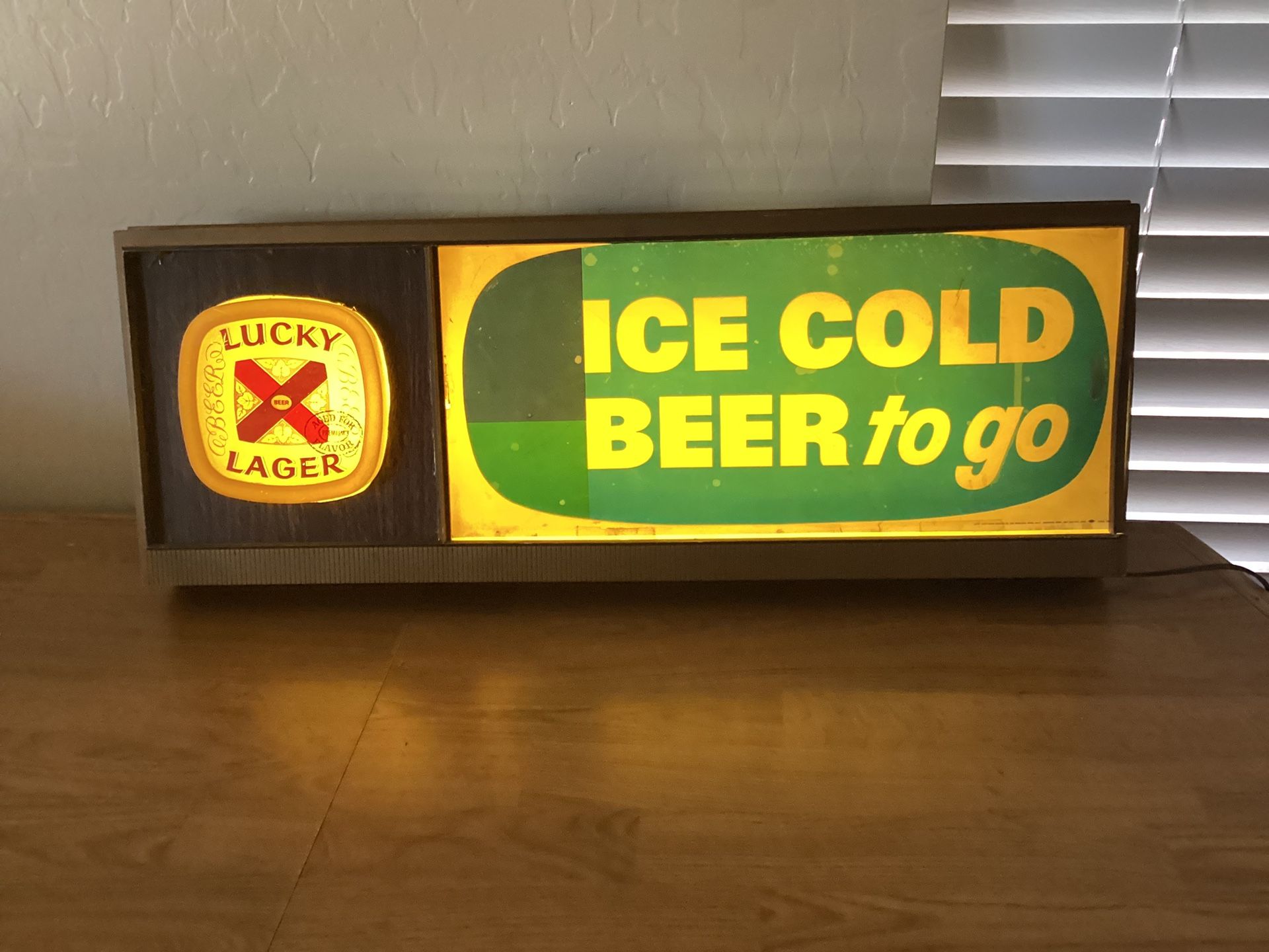 Vintage Lighted Beer Sign