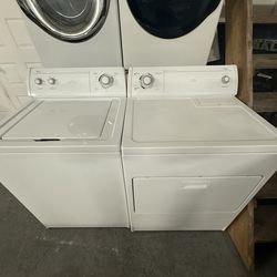 Whirlpool Washer And dryer Set “27 ( Lavadora y Secadora )