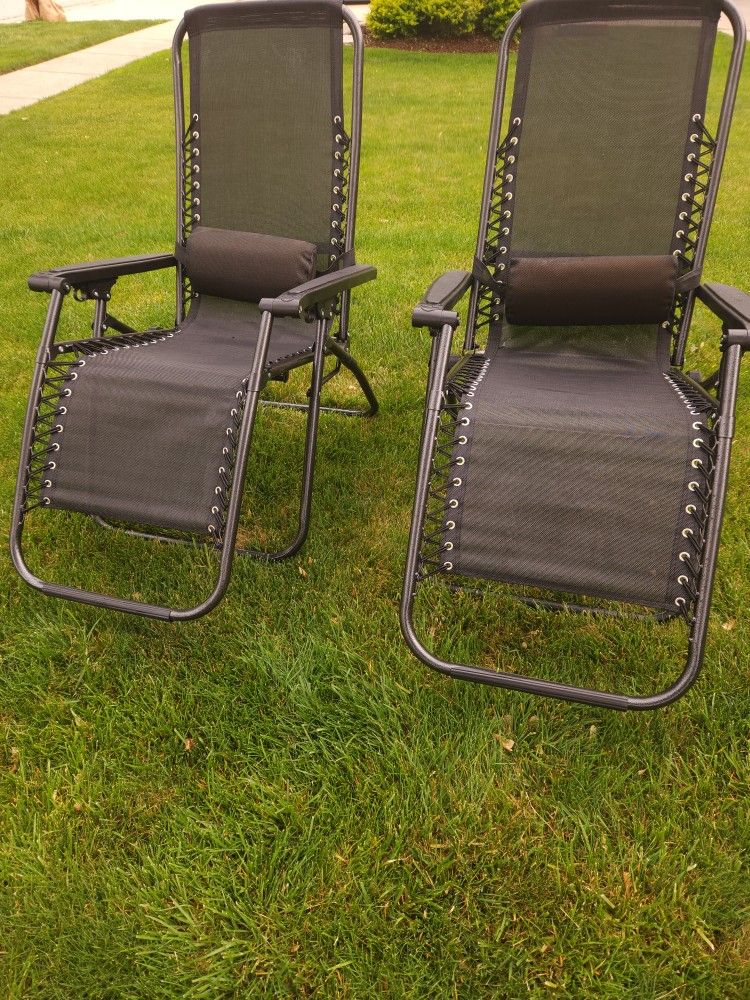 Backyard/Beach
Zero Gravity Folding Lounger