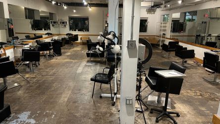 Salon chairs and sinks $25 each