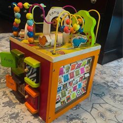 Zany Zoo Activity Cube 