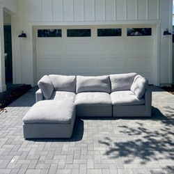 Modular Cloud Couch Sectional / Sofa [FREE Delivery🚚]