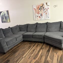 Couch /sofa 