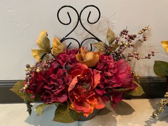 Beautiful Wall decor Baskets 20 each