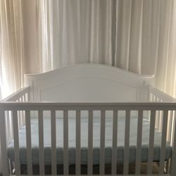 New White Crib