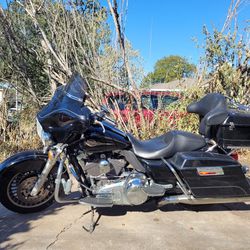 2010 Harley Davidson FLHTC