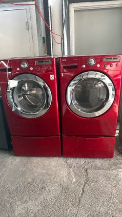 Lg front load washer and gas dryer set