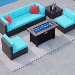 Brand New Patio Set Fire Pit Propane