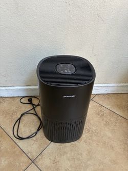 Air Purifier Model: Puro Air 240 with 3 new filter, never used condition, no packaging.