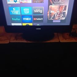 Roku Tv 24"