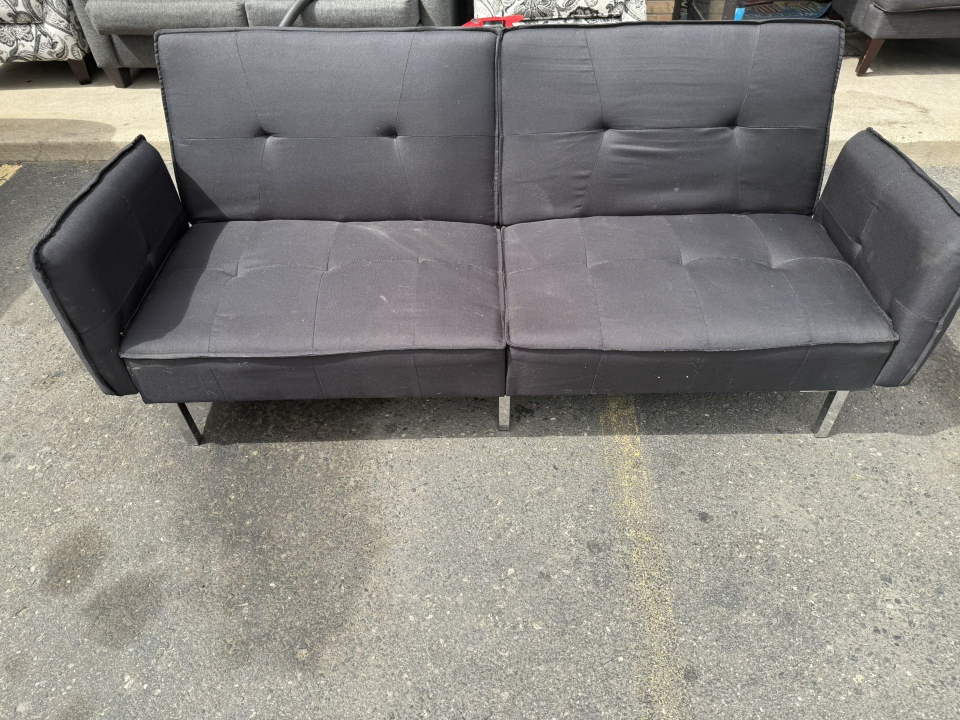 Black Futon